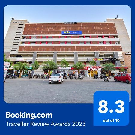 Hotel Legrand.Inn 阿穆达巴 外观 照片