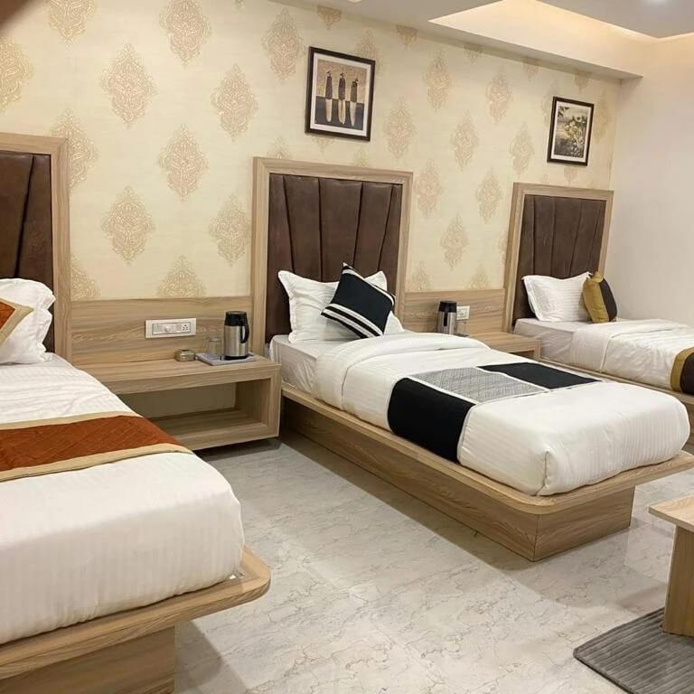 Hotel Legrand.Inn 阿穆达巴 外观 照片