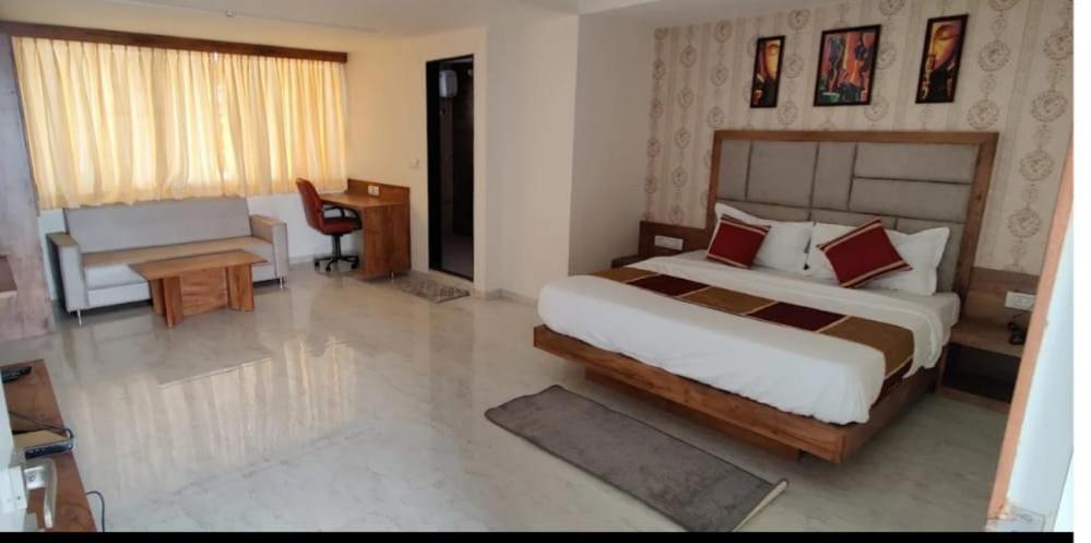 Hotel Legrand.Inn 阿穆达巴 外观 照片